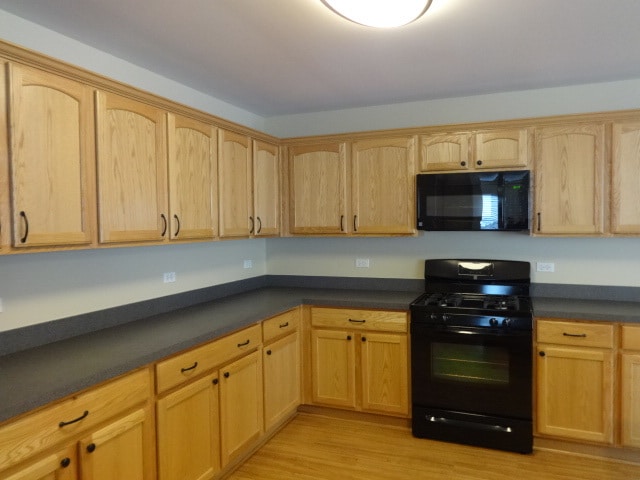 Building Photo - 24305 Cedar Creek Ln