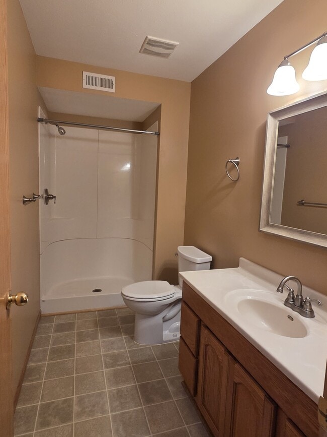 Building Photo - 6846 Gingham Ct