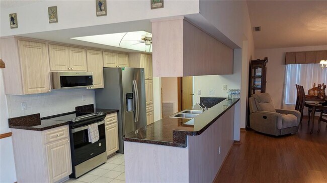 Building Photo - 8213 Pagoda Dr