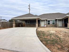 Building Photo - 314 Amistad Rd