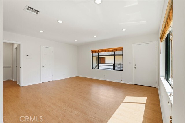 Building Photo - 4971 Kester Ave