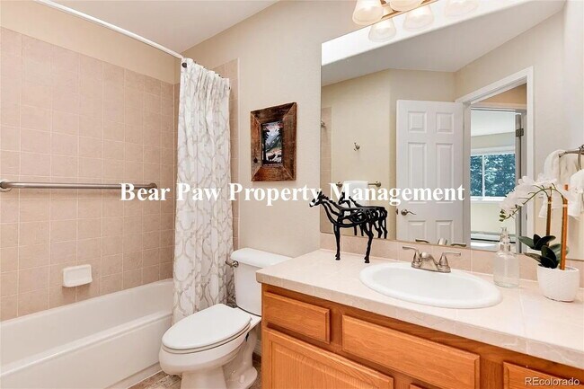 Building Photo - Beautiful Home in Morrison!