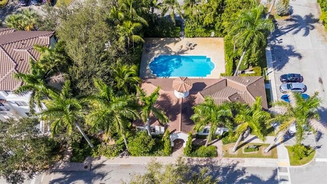 Building Photo - 5030 SW 126th Ave