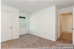 Building Photo - 10623 Vesta Curv