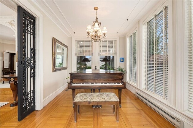 Building Photo - 4 Hunter Ave