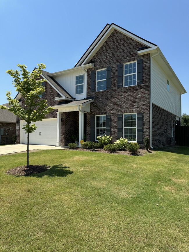 Building Photo - 2176 McAfee Rd NE