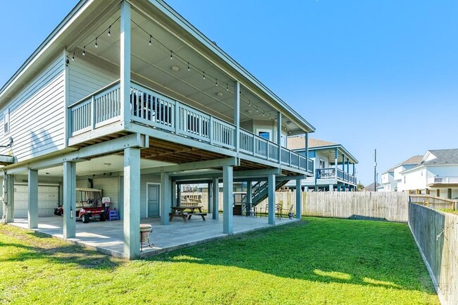 Building Photo - 12828 E Conquistador Dr