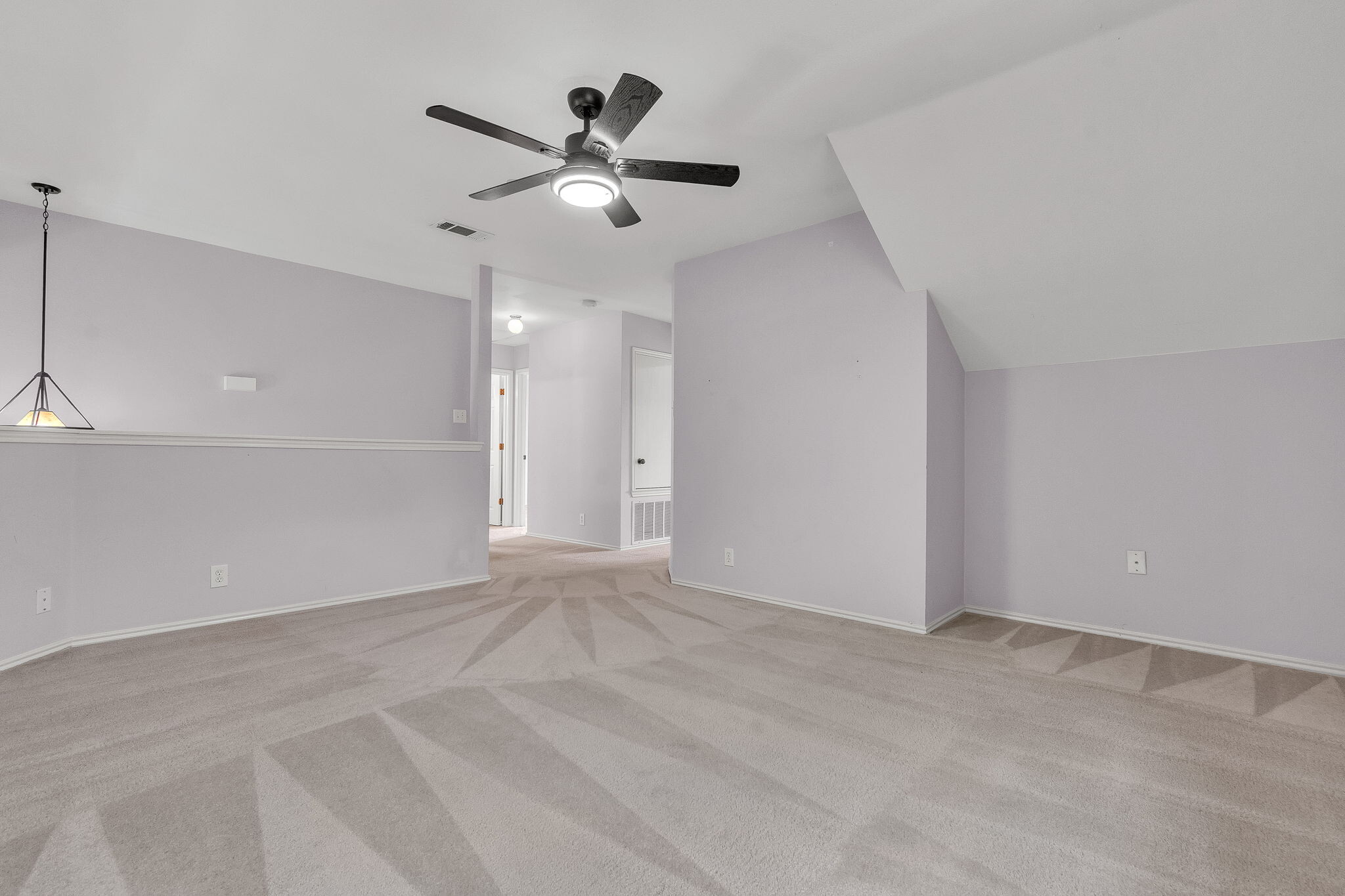 Building Photo - 21539 Encino Lookout