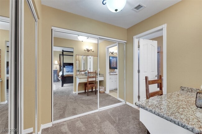 Building Photo - 5844 Buhl Ct