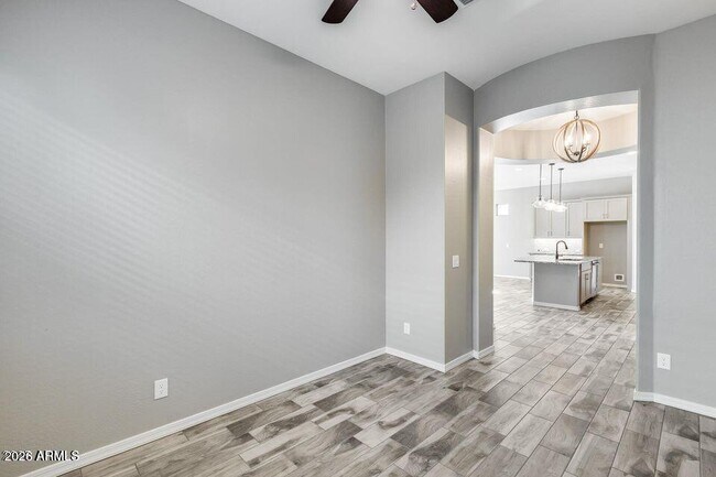 Building Photo - 2661 S Olympic Dr