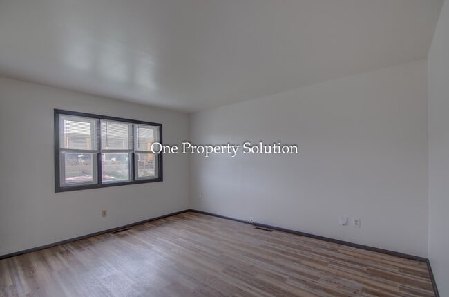 Building Photo - 1147 Logan St