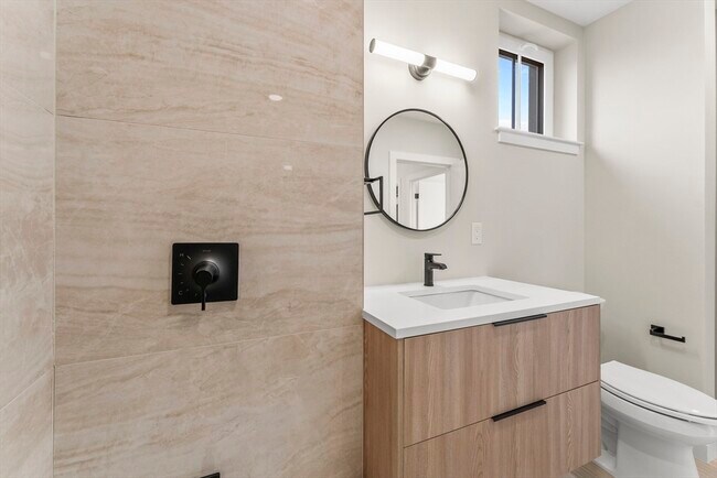 Building Photo - 24-28 Mt Pleasant St