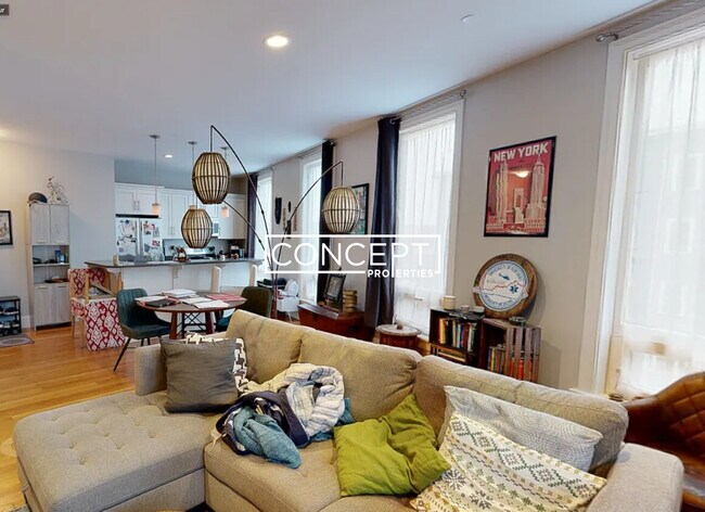 Building Photo - 169 Hampshire St