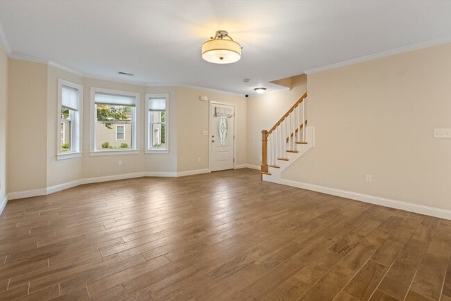 Building Photo - 129 Acton St