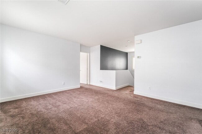 Building Photo - 268 Bella Matese Ave