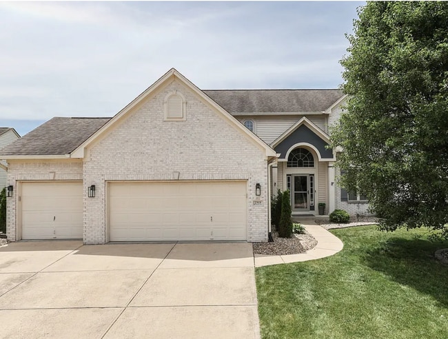 Building Photo - 2919 Kaskaskia Way