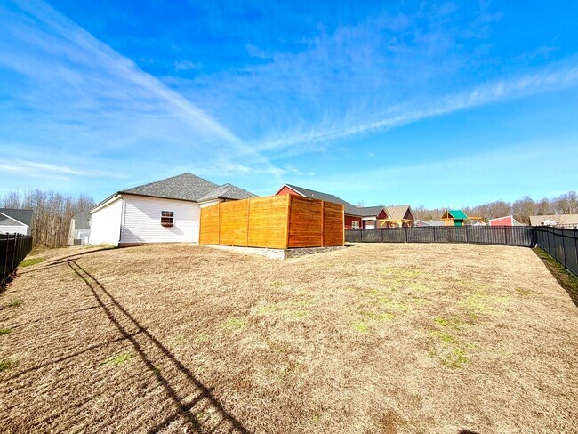 Building Photo - 1013 Berry Bnd