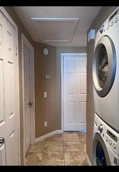 left hall to BR's W/D and left closet - 13941 Midland Rd