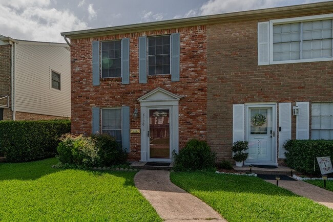 Building Photo - 6130 Afton Ln