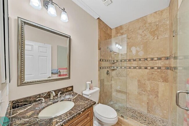 Building Photo - 7644 Elm Ridge Dr