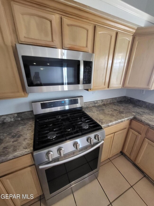 Building Photo - 5277 Jose Cardenas Ln