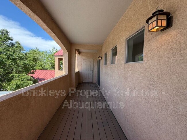 Building Photo - 605 Benicia Ln