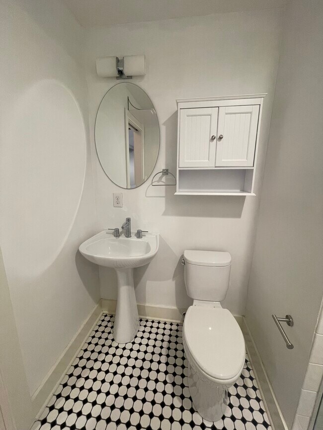 Entryway bath - 276 Ashley Ave