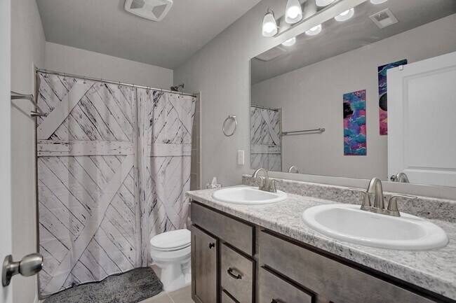 Building Photo - 8345 Talc Dr