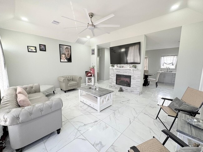 Building Photo - 1238 Rd 57211