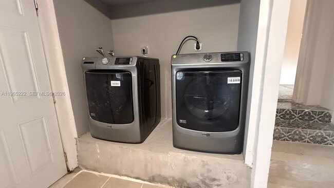 Building Photo - 4765 N Miami Ave