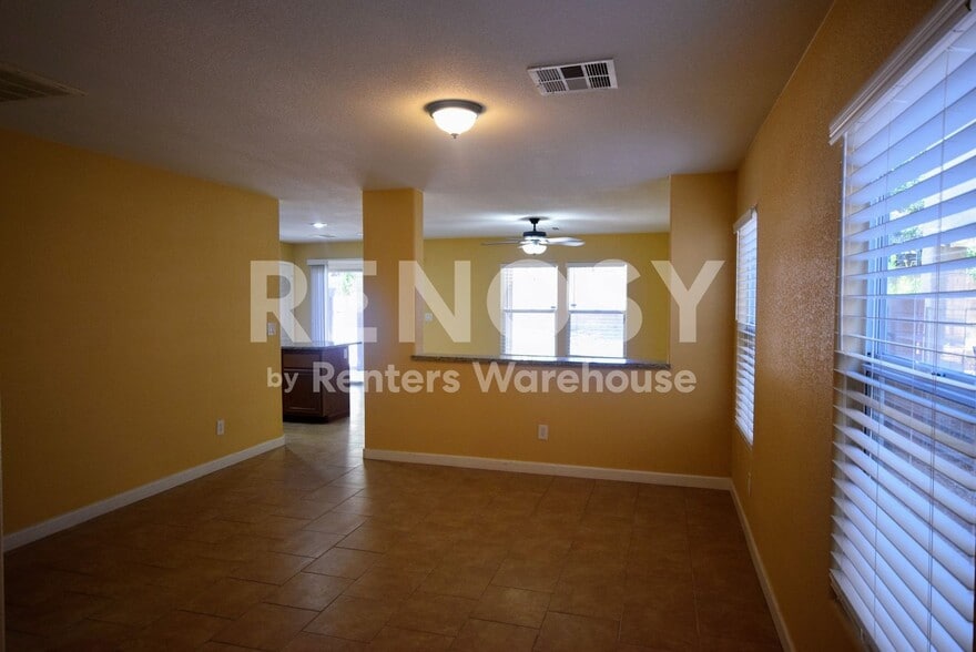 Building Photo - 5333 Iron Crossing Ave