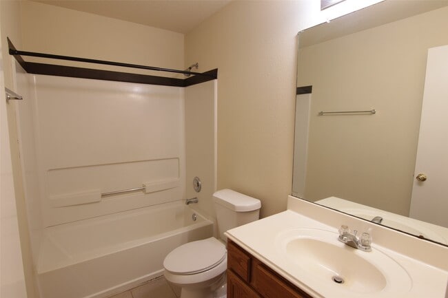 Building Photo - 6319 Torrance Elms Ct