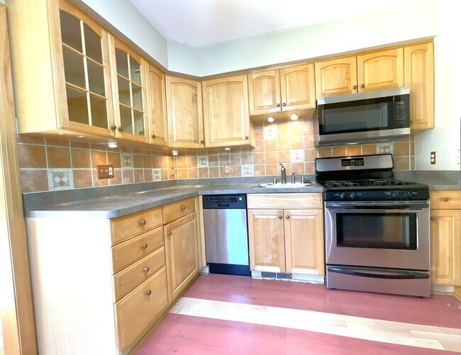 Building Photo - 1104/06 E Glendale Ave