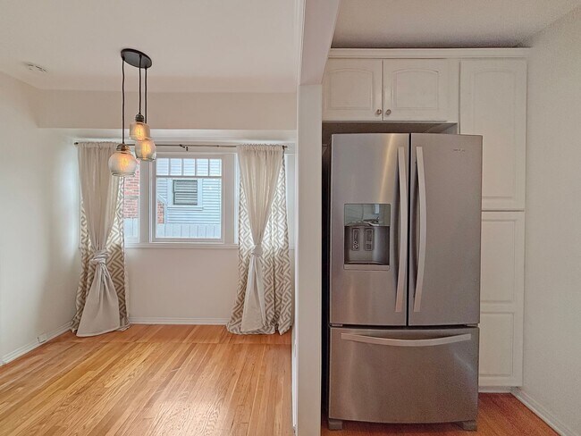 Building Photo - Stunning 3BD/1.5BA Home in North Park W/ W...