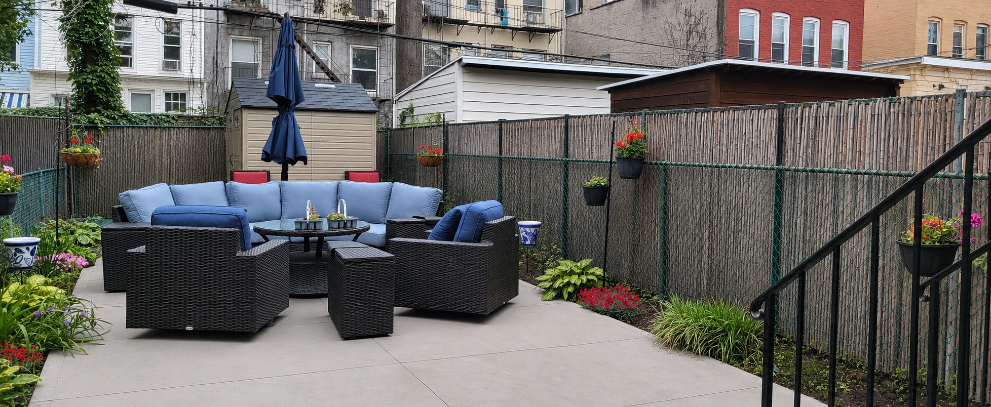 Shared Garden - 439 37th St
