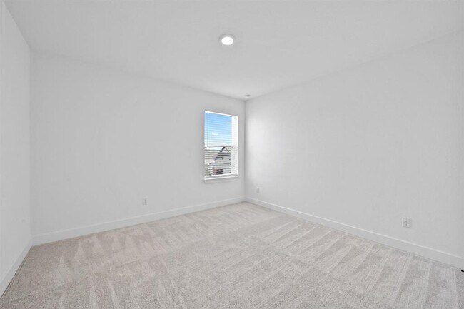 Building Photo - 115 Bamboo Dr