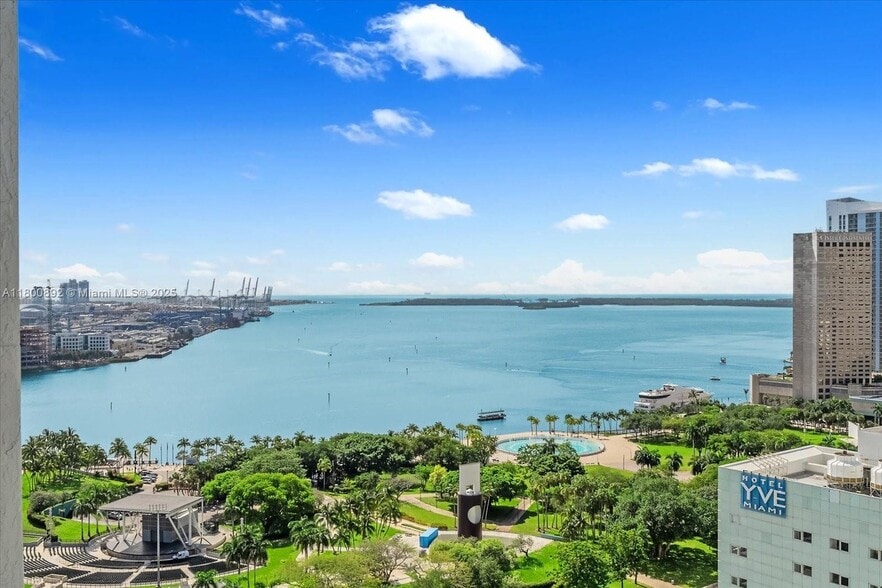 Bay View - 244 Biscayne Blvd