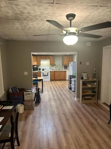 Building Photo - 53 Garside St