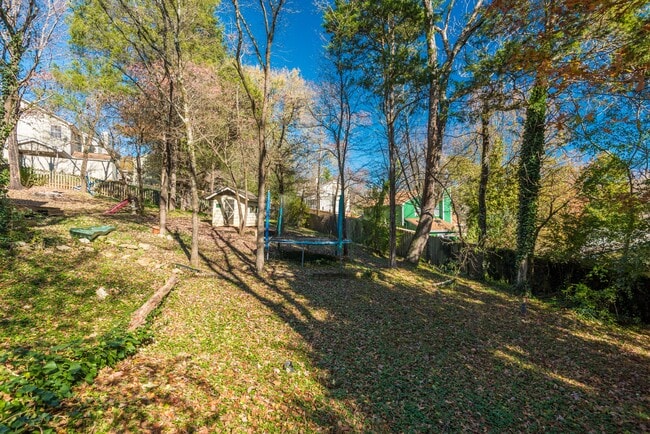 Building Photo - 420 Shelbyville Rd