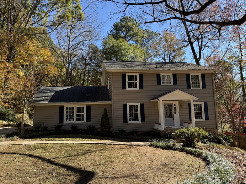 Primary Photo - 1610 Old Mill Xing