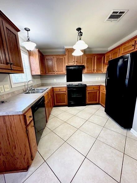 Building Photo - 438 Vieux Carre