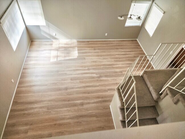 Entry and Stairs - 2823 Bragg St