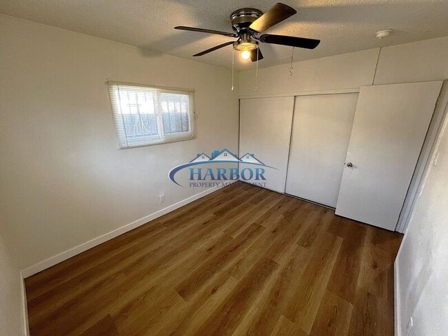 Building Photo - 10019 S Felton Ave