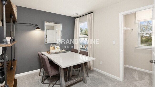 Building Photo - 648 Friesland Dr