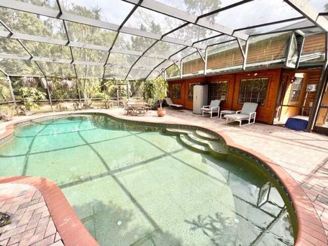 Building Photo - Lake Mary - 3 Bedroom, 2.5  Bathroom, POOL...