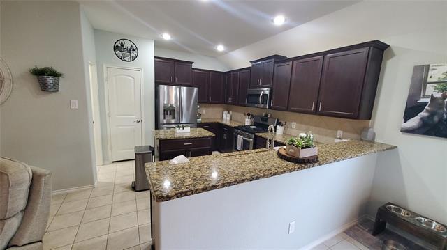 Building Photo - 1020 Lake Meadow Ln