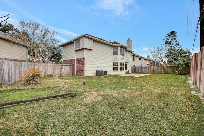 Building Photo - 2939 Sailors Moon Dr