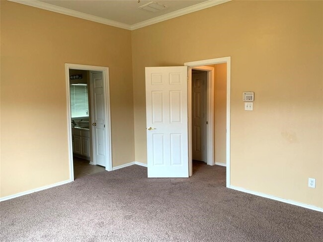 Building Photo - 9119 Melody Park Ln