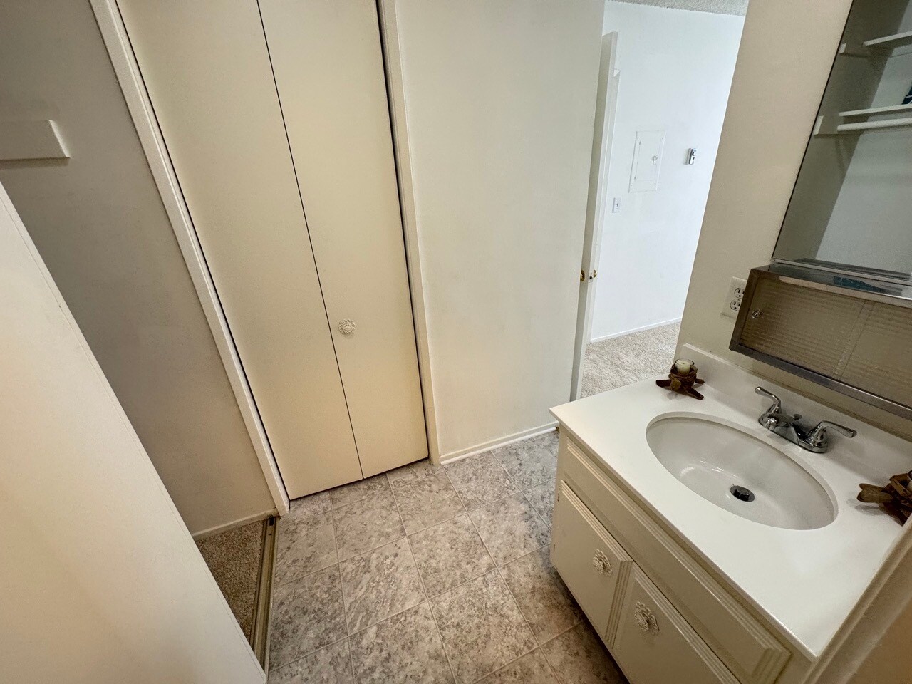 Building Photo - 5858 S Pacific Coast Hwy