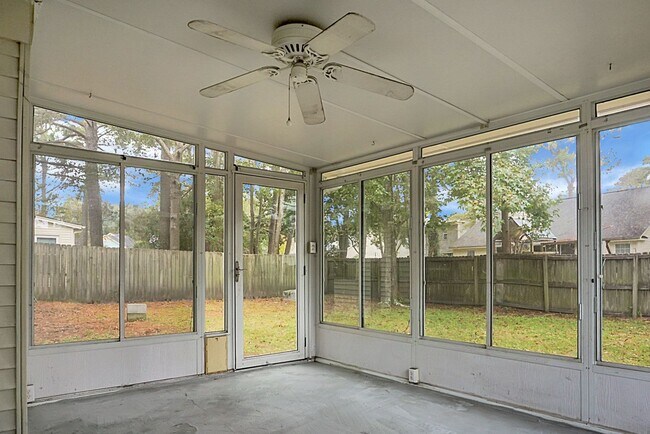 Building Photo - 117 St Awdry St